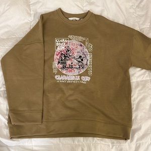 H&M Disney sweatshirt. Size M/L.